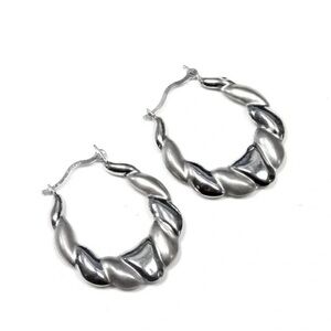 10K White Gold Croissant Hollow Hoop Earrings